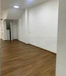 Geylang Road (D14), Retail #582254971